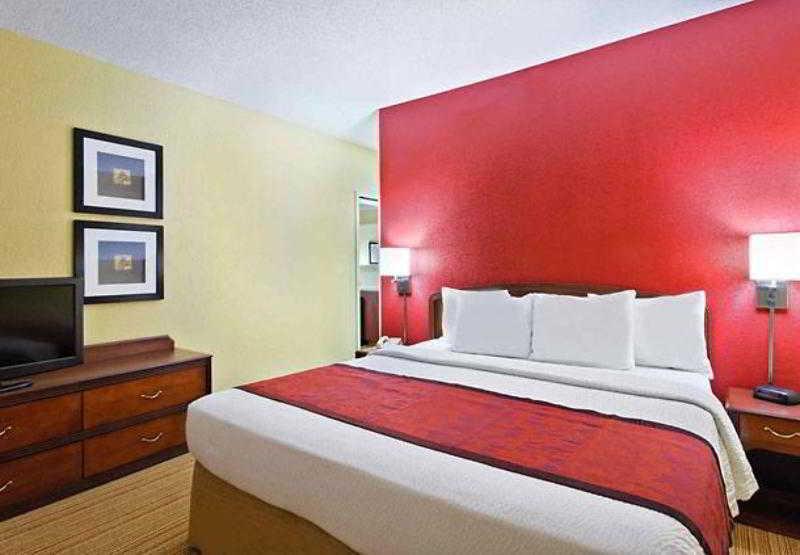 Отель Courtyard Orlando Altamonte Springs Maitland Экстерьер фото