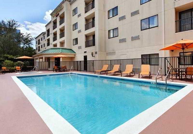 Отель Courtyard Orlando Altamonte Springs Maitland Экстерьер фото