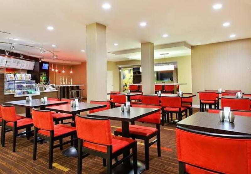 Отель Courtyard Orlando Altamonte Springs Maitland Экстерьер фото