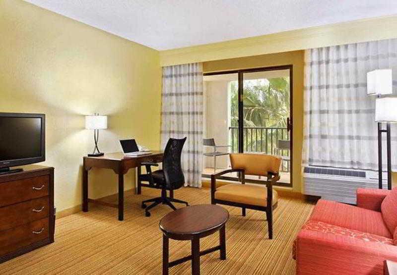 Отель Courtyard Orlando Altamonte Springs Maitland Экстерьер фото