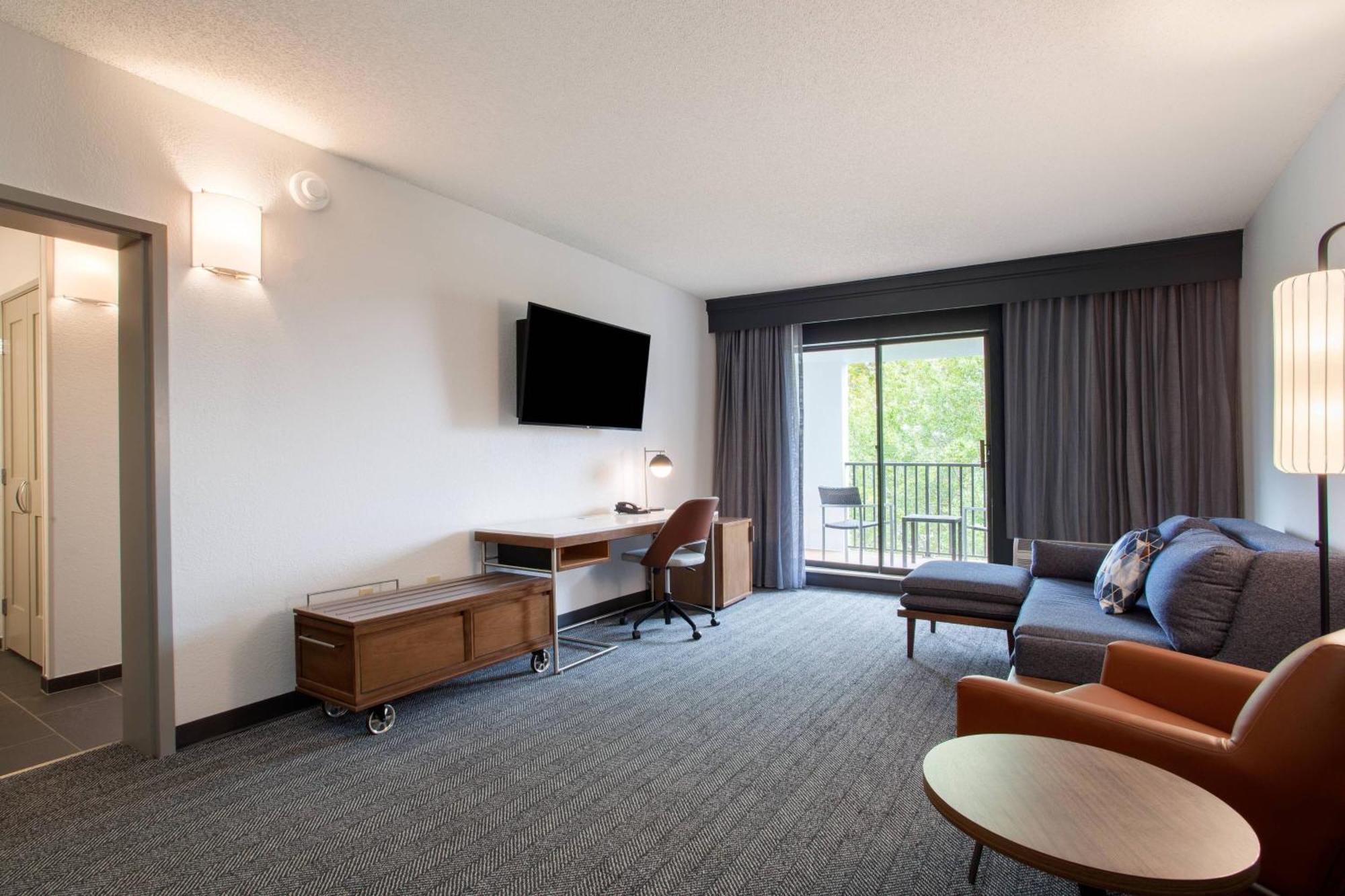 Отель Courtyard Orlando Altamonte Springs Maitland Экстерьер фото