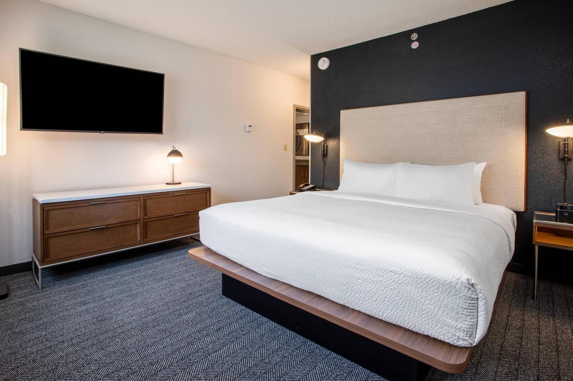 Отель Courtyard Orlando Altamonte Springs Maitland Экстерьер фото