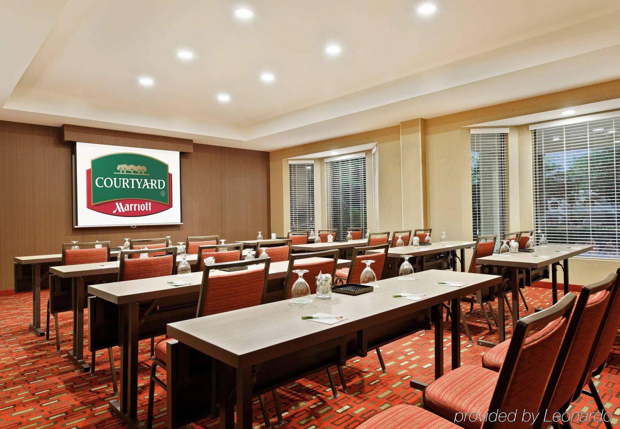 Отель Courtyard Orlando Altamonte Springs Maitland Экстерьер фото