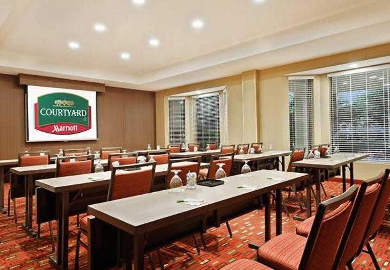 Отель Courtyard Orlando Altamonte Springs Maitland Экстерьер фото